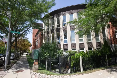 1522 S Prairie Ave #I, Chicago, IL 60605