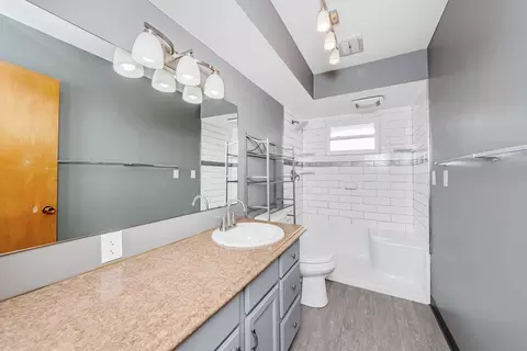 Bath - 7 University Ct, Normal, IL 61761 photo 1 of 5