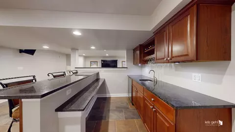 Kitchen - 1129 Chadwick Ct, Aurora, IL 60502 photo 5 of 5