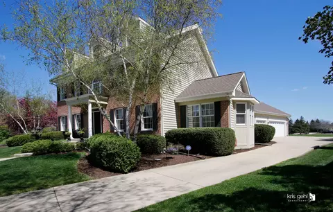 Exterior - 1129 Chadwick Ct, Aurora, IL 60502 photo 3 of 8