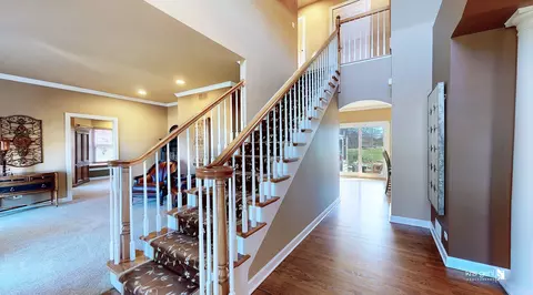 Entry Way - 1129 Chadwick Ct, Aurora, IL 60502 photo 1 of 4