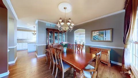 Dining - 1129 Chadwick Ct, Aurora, IL 60502 photo 2 of 4