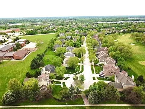 View/Area - 1129 Chadwick Ct, Aurora, IL 60502 photo 1 of 7