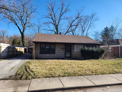 329 Osage St, Park Forest, IL 60466