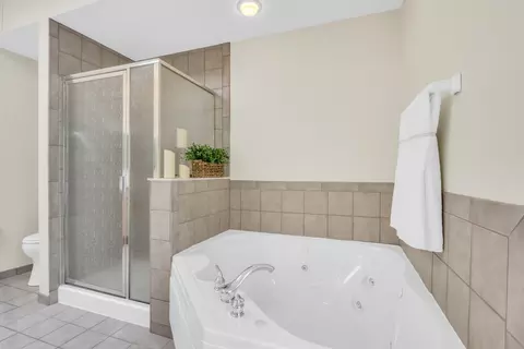 1479 N Milwaukee Ave #403, Libertyville, IL 60048 photo 14