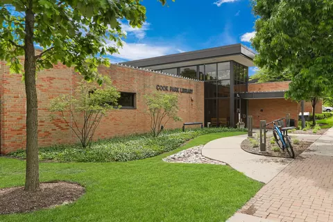 1479 N Milwaukee Ave #403, Libertyville, IL 60048 photo 28