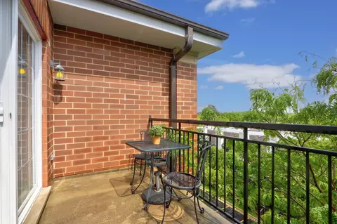 1479 N Milwaukee Ave #403, Libertyville, IL 60048 photo 19
