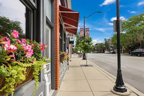 1479 N Milwaukee Ave #403, Libertyville, IL 60048 photo 26