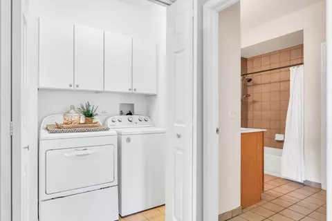 1479 N Milwaukee Ave #403, Libertyville, IL 60048 photo 17