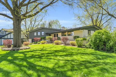 127 Forman Rd, Elliott, IL 60933