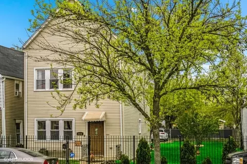 2236 W 51st St, Chicago, IL 60609