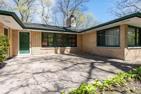 1143 Adams Ave, Winthrop Harbor, IL 60096