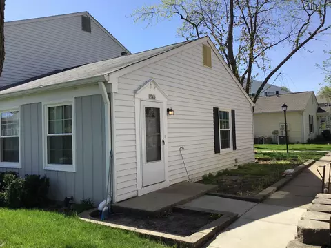 1274 Prairie Ave #A, Glendale Heights, IL 60139