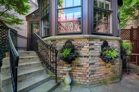 Other - 50 E Cedar St, Chicago, IL 60611 photo 4 of 4