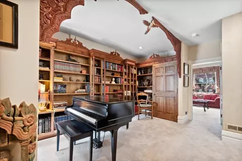 Other - 50 E Cedar St, Chicago, IL 60611 photo 2 of 4