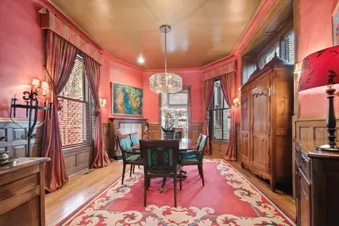 Dining - 50 E Cedar St, Chicago, IL 60611 photo 1 of 2