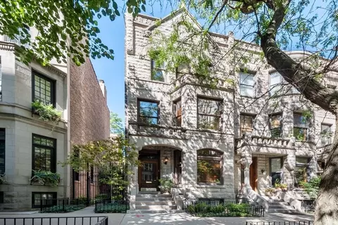 50 E Cedar St, Chicago, IL 60611