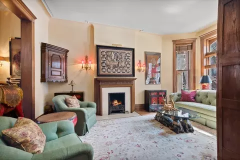 Living - 50 E Cedar St, Chicago, IL 60611 photo 1 of 6