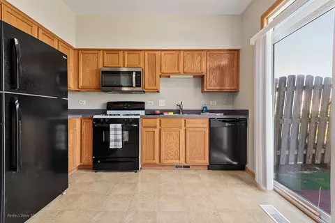 1461 Red Top Ln, Minooka, IL 60447 photo 6