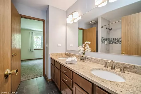 623 Dorset Ct, Wheeling, IL 60090 photo 21
