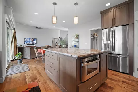 Kitchen - 2712 Piney Run, Bloomington, IL 61705 photo 3 of 5