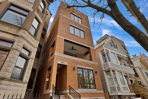 909 W Fletcher St #1, Chicago, IL 60657