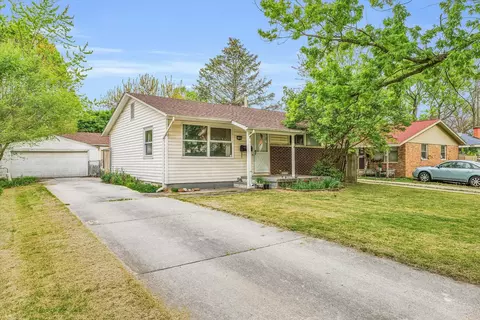 1109 N Busey Ave, Urbana, IL 61801