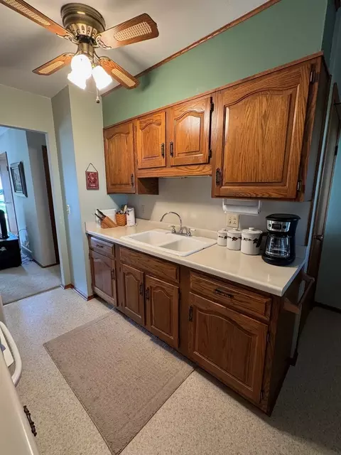 1204 4th Ave, Dixon, IL 61021 photo 9