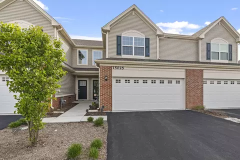 15025 W Quincy Cir, Manhattan, IL 60442