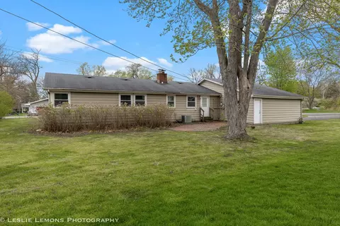 Exterior - 25 W060 Armbrust Ave, Wheaton, IL 60187 photo 3 of 3