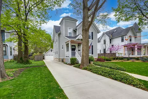 Exterior - 611 N West St, Wheaton, IL 60187 photo 7 of 10