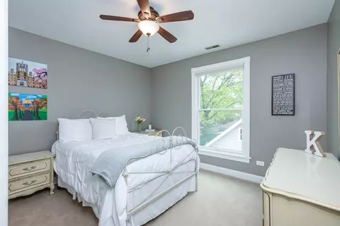 Bedroom - 611 N West St, Wheaton, IL 60187 photo 4 of 5