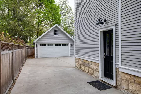 Exterior - 611 N West St, Wheaton, IL 60187 photo 8 of 10