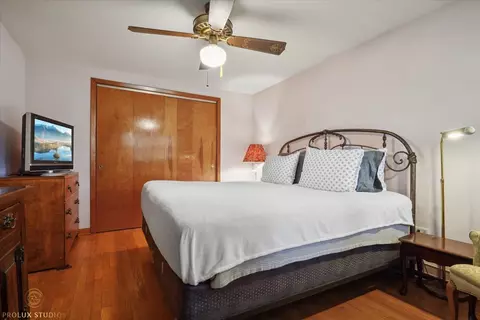 63 W Algonquin Rd, Des Plaines, IL 60016 photo 8