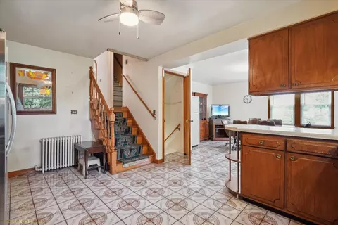 63 W Algonquin Rd, Des Plaines, IL 60016 photo 7