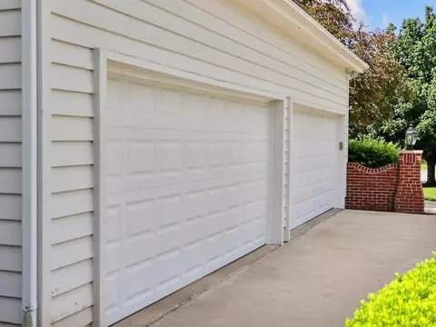 Exterior - 2111 Currant Ct, Bloomington, IL 61704 photo 16 of 17