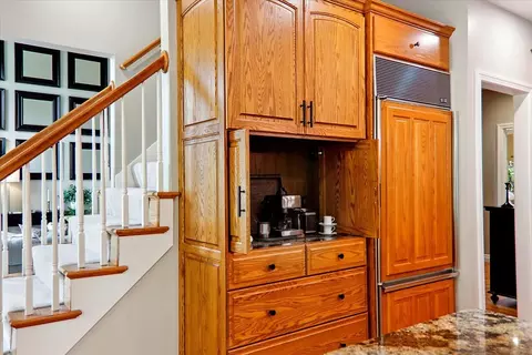 Kitchen - 2111 Currant Ct, Bloomington, IL 61704 photo 4 of 7
