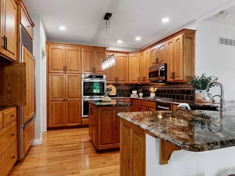 Kitchen - 2111 Currant Ct, Bloomington, IL 61704 photo 2 of 7