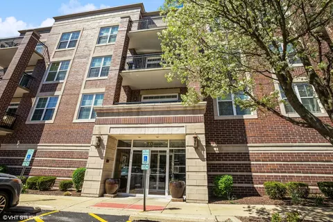 50 S Greeley St #411, Palatine, IL 60067
