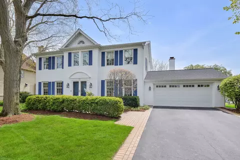 962 W Bauer Rd, Naperville, IL 60563