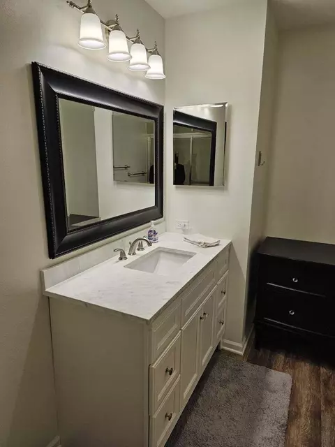 Bath - 13805 S Mandarin Ct, Plainfield, IL 60544 photo 1 of 4