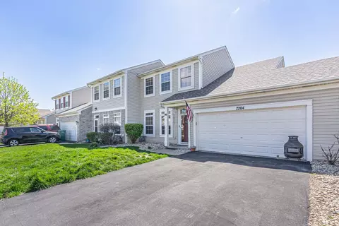 7204 Bradley Dr, Plainfield, IL 60586 photo 2