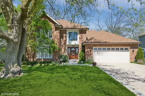 1838 Lincoln Ave, Northbrook, IL 60062