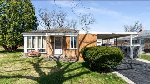 4510 W 84th Pl, Chicago, IL 60652