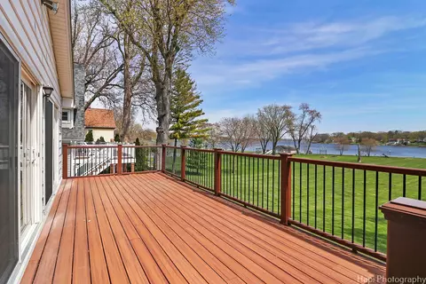 Exterior - 1220 Old Bay Rd, Johnsburg, IL 60051 photo 5 of 14