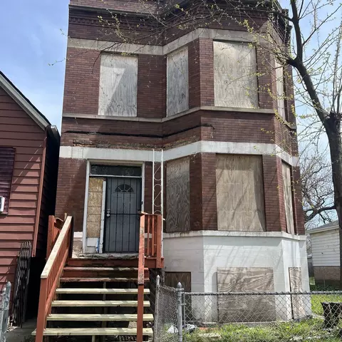 5649 S Elizabeth St, Chicago, IL 60609
