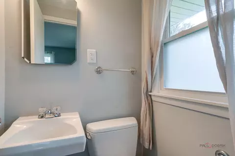 Bath - 2303 Honeysuckle Ct, Lindenhurst, IL 60046 photo 1 of 2
