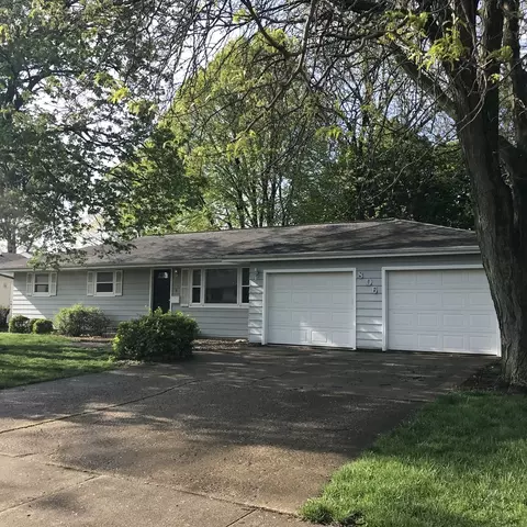 806 Spear Dr, Normal, IL 61761