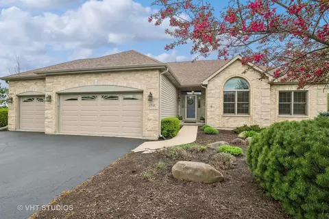 3708 Cypress Dr, Spring Grove, IL 60081