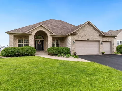 782 Greenfield Turn, Yorkville, IL 60560